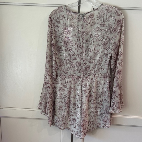 Lush Floral Romper - Cream and Purple - Picture 4 of 4